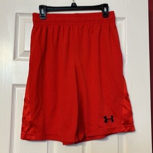 Under armour red loose basketball short size medium